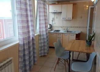 Сдам 1-ком. квартиру, 25 м2, Крым, Массандровская улица, 1