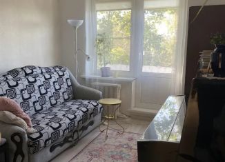 Продам 2-ком. квартиру, 42 м2, Московская область, посёлок Новый Городок, 18