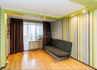 Продажа 2-комнатной квартиры, 72.1 м2, Тюменская область, улица Карла Маркса, 12к1