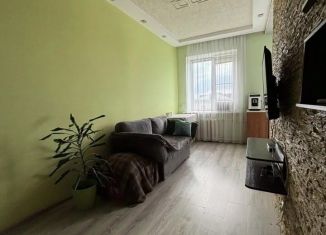 Трехкомнатная квартира на продажу, 41.5 м2, Чувашия, проспект Ленина, 49