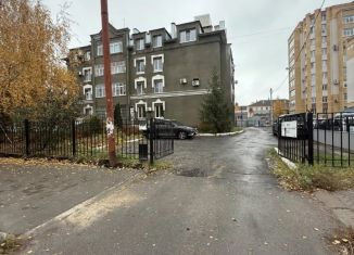 Продается 3-комнатная квартира, 107 м2, Тамбовская область, улица Карла Маркса, 164А