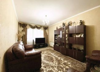 Продам 3-ком. квартиру, 80.6 м2, Астрахань, улица Сен-Симона, 42к2