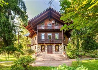Продаю дом, 490 м2, Московская область