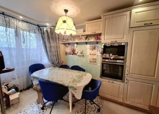 Продается трехкомнатная квартира, 74.6 м2, Москва, улица Бориса Пастернака, 15