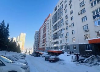 Трехкомнатная квартира на продажу, 77.3 м2, Республика Башкортостан, улица Рудольфа Нуреева, 23