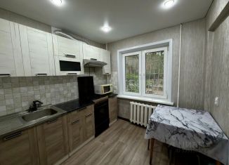 3-комнатная квартира на продажу, 58.4 м2, Астрахань, бульвар Победы, 8