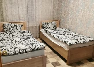 Сдаю в аренду 2-комнатную квартиру, 50 м2, Мценск, улица Катукова, 4/1
