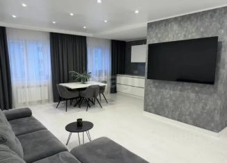 Продаю 3-ком. квартиру, 112 м2, Энгельс, Степная улица, 61