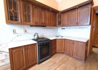 Продаю 2-комнатную квартиру, 46.4 м2, село Чемодановка, улица Кузнецова, 237