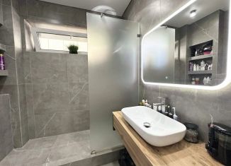 Продам 2-комнатную квартиру, 60 м2, Чувашия, улица Калинина, 86