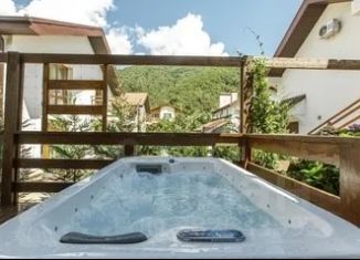 Сдаю дом, 100 м2, Краснодарский край, Эстонская улица, 37/2