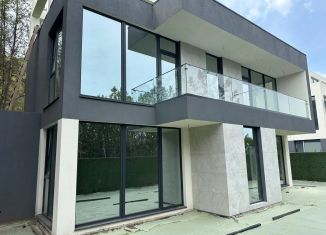 Дом на продажу, 225.7 м2, поселок Семидворье