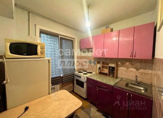 Продаю 2-ком. квартиру, 45.9 м2, Алтайский край, улица 8 Марта, 15