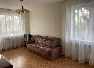 Сдается в аренду 2-ком. квартира, 48 м2, Мценск, улица Карла Маркса, 80