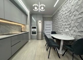 Продается 3-комнатная квартира, 76 м2, Ростовская область, улица Еляна